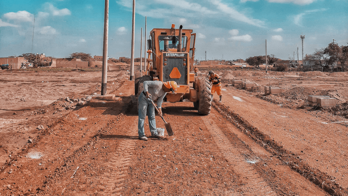 Construction Worker-pexels-edgar-toro-6059068